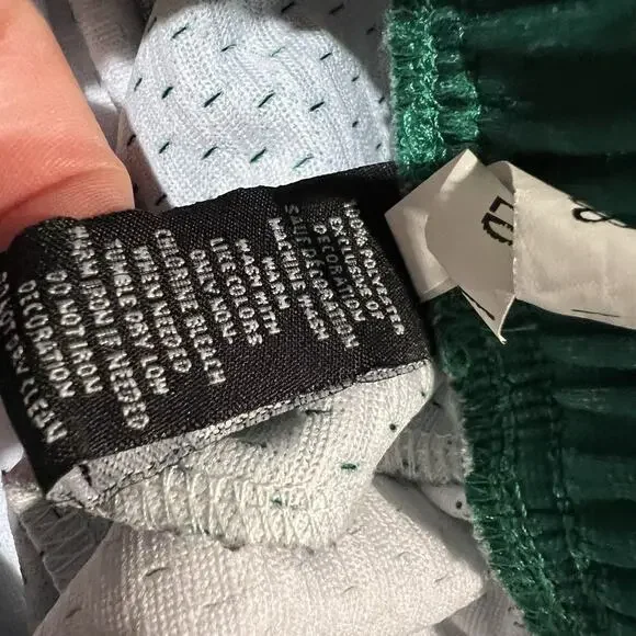 Looney Tunes Shorts Mens Large Green Mesh Basketball Buggs Bunny Shorts - Picture 4 of 9